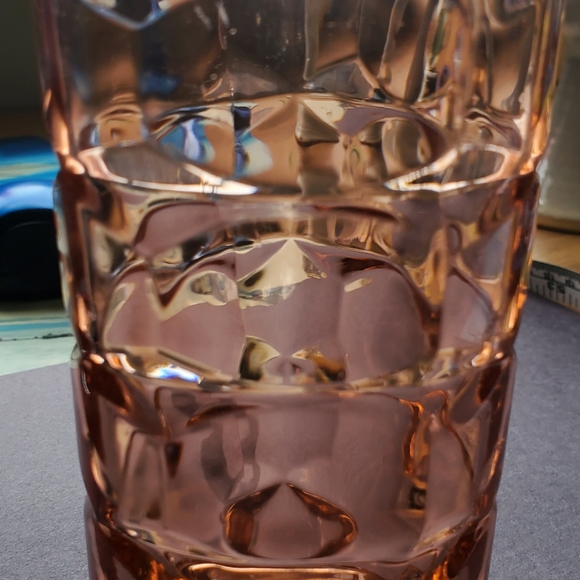 Multi-Faceted Handblown Glass, Art- Deco Vase - Picture 4 of 8